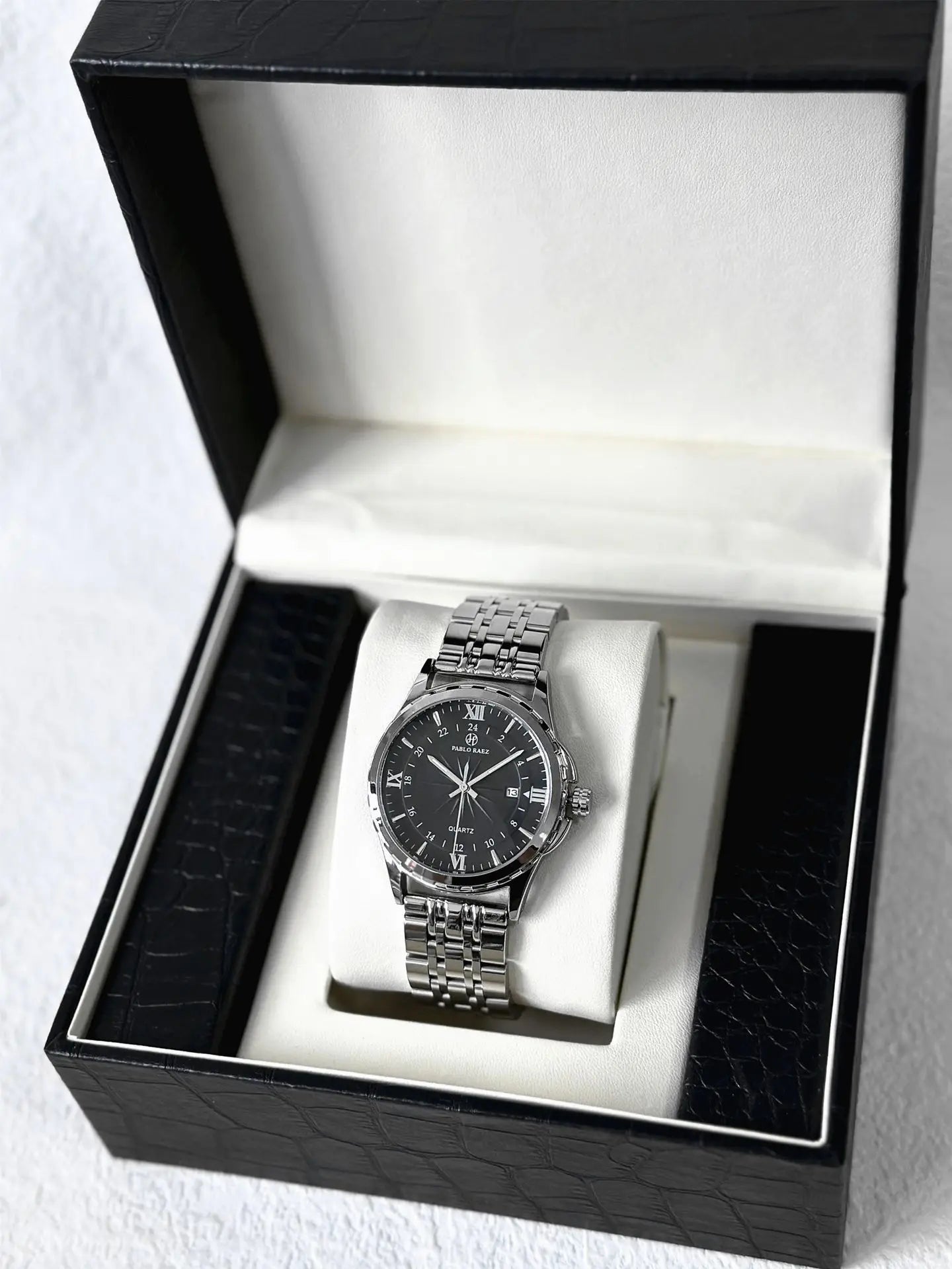 PABLO RAEZ ESSENTIAL