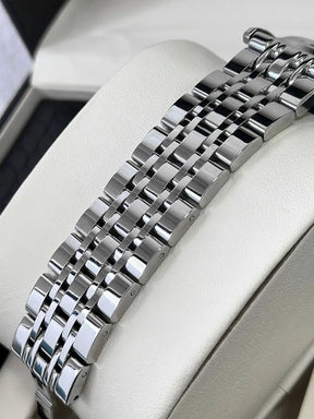 PABLO RAEZ ESSENTIAL